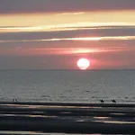 Apartman On Belgian Coast With Sea View Oostduinkerke