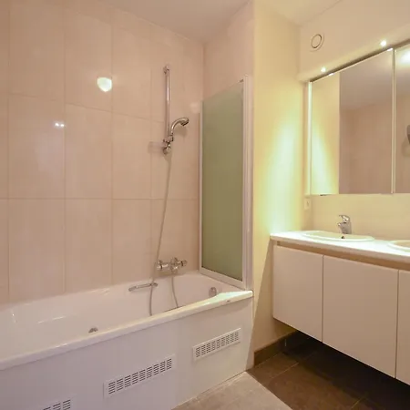 Apartment Plaza A1 A1a12 With Scenic View Balcony Oostduinkerke